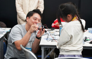 AVADが「自発共創」で描く教育の未来。四国大学との連携から生まれる学びの可視化と社会実装